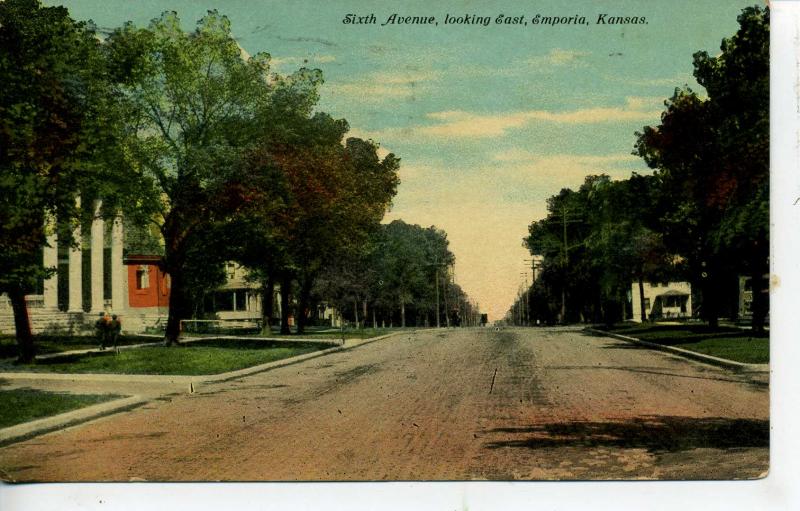 EMPORIA KANSAS SIXTH AVENUE STREET SCENE VINTAGE POSTCARD 