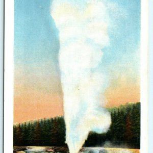 c1920s Yellowstone Beehive Geyser Haynes Photo Postcard Litho Park 200 FT A32