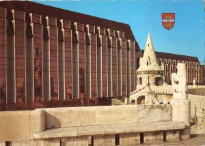 B110654 Hungary Budapest Hotel Hilton with the Fishermen's Bastion