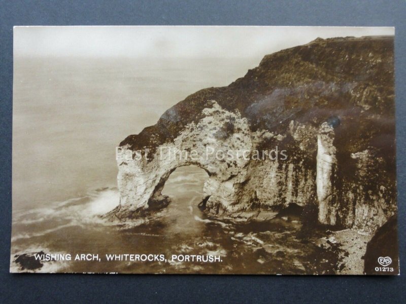 N Ireland PORTRUSH Whiterocks Wishing Arch - Old RP Postcard by EAS 01273