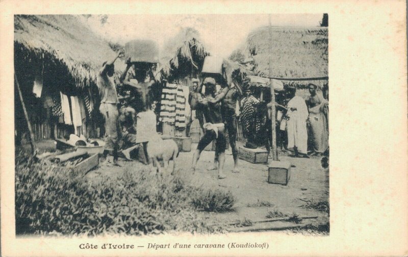 Africa Ivory Coast Côte d'Ivoire Depart d´une caravane Koudiokofi Natives 04.87