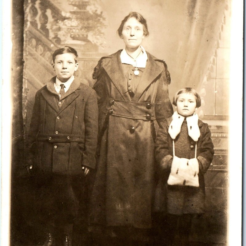 c1910s Stylish Mother Family RPPC Dapper Lad Boy Lovely Sister & Handwarmer A142