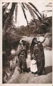 Cultures & Ethnicities oriental ethnic girls at the well photo postcard
