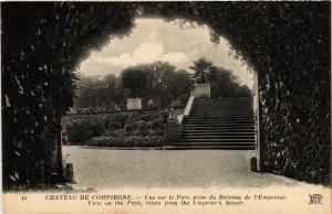 CPA Compiegne Vue sur le Parc FRANCE (1013920)