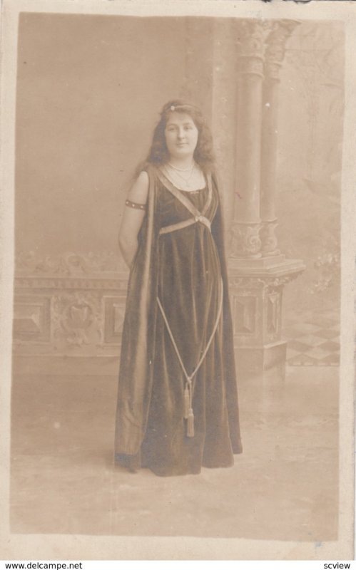 RP : ACTRESS , UK  , 1900-10s