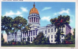 VINTAGE POSTCARD STATE CAPITOL BUILDING AT AUGUSTA MAINE c. 1930