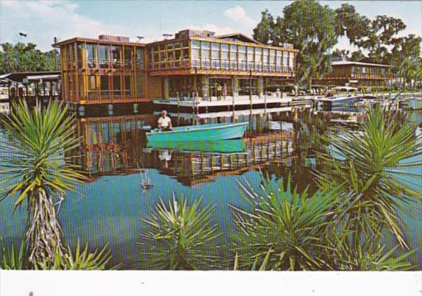 Florida Homosassa Springs Yardarm Restaurant