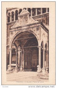 TRENTO, Italy, 1910-1920s; Il Duomo, Porta Dei Leoni