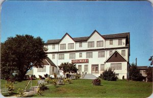 Ferndale~Liberty, NY New York  DELMAR HOTEL~Max Jacobs ROADSIDE ca1950s Postcard