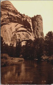 Royal Arches Yosemite Valley California Vintage Postcard C211