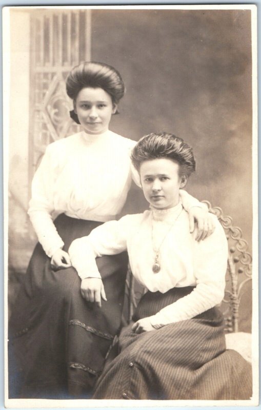 x6 LOT 1910s Women Pair Portrait RPPC Family Sibling Friend Lady Girl Photo A176