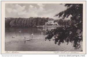 Germany Bad Nauheim Grosser Teich mit Teichhaus