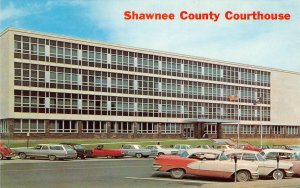 TOPEKA, KANSAS 1950s Cars SHAWNEE COUNTY COURT HOUSE 1965 Vintage Postcard