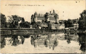 CPA Pierrefonds- Le Chateau et le Lac FRANCE (1020299)