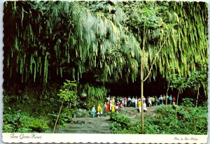 Postcard - Awe-Inspiring Fern Grotto, Garden Island of Kauai - Hawaii