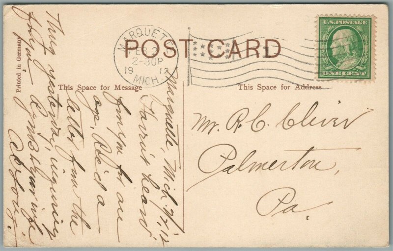 MARQUETTE MI LIGHT HOUSE ANTIQUE POSTCARD