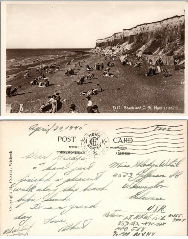 VINTAGE 1945 RPPC REAL PHOTO POSTCARD - BEACH & CLIFFS HUNSTANTON ENGLAND UK