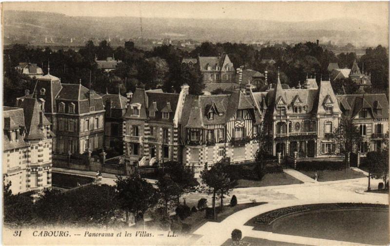 CPA CABOURG - Panorama et les Villas (515906)