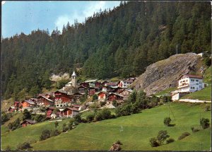 POSTCARD. SWEITZERLAND. WALLIS, Guttet 1330m.