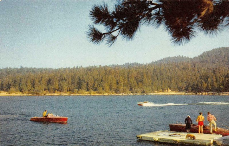 THE RIM O' WORLD LAKES Lake Gregory Arrowhead Big Bear Boats Vintage Postcard