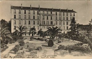 CPA Hyeres L'Hotel Chateaubriand FRANCE (1103496)