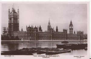 London Postcard - The Houses of Parliament - Real Photograph - Ref TZ7365