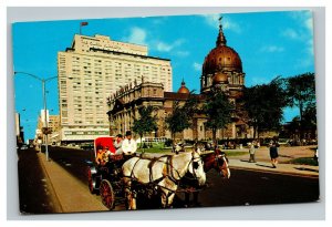 Vintage 1967 Postcard Horse & Buggy Queen Elizabeth Hilton Hotel Montreal Canada
