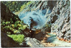 postcard Colorado - Narrow Gauge Passenger Train through Animas Canyon