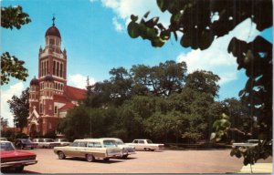 Postcard Louisiana Lafayette - St. John's Cathedral old cars