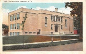 NEWPORT, NH New Hampshire  TOWLE HIGH SCHOOL  Sullivan County  1926 Postcard