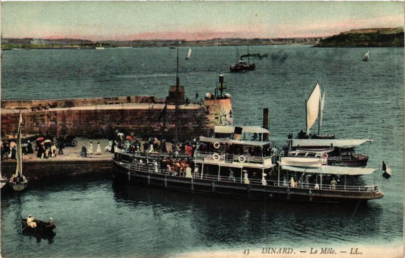 CPA DINARD - Le Mole (356980)