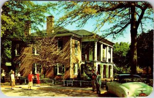 Postcard HOUSE SCENE Tuscaloosa Alabama AL AO1670