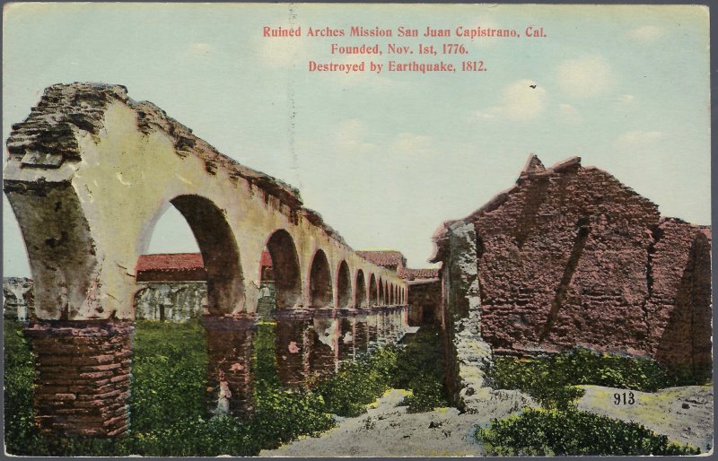 RUINED ARCHES OF SAN JUAN CAPISTRANO (913)