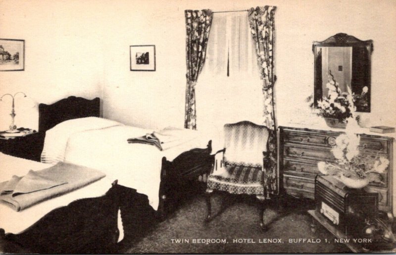 New York Buffalo Hotel Lenox Twin Bedroom