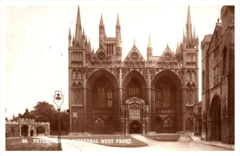 2975  England  Peterborough  Cathedral   RPC