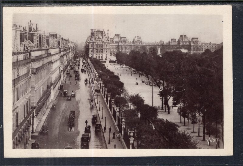 Rue de Rivoli et Jardin des Tuileries,Paris,France BIN