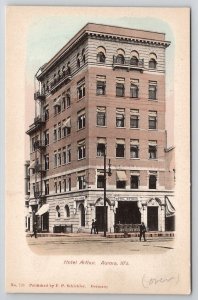 Milwaukee WI Wisconsin Deluxe Co General Merchandise Postcard E28