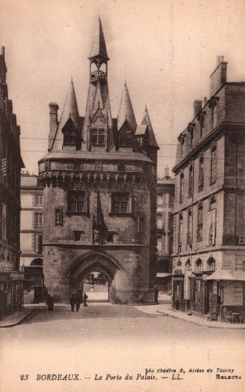 La Porte du Palais,Bordeaux,France BIN