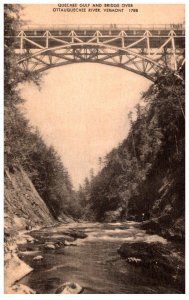 Vermont  Quechee Gulf and Bridge over Ottauqurchee River