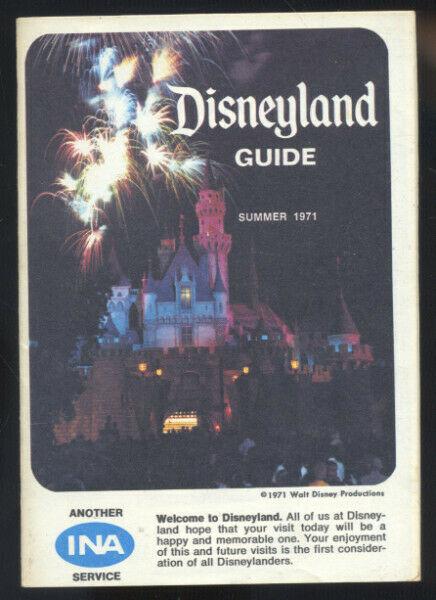 1971 ANAHEIM CALIFORNIA DISNEYLAND AMUSEMENT PARK GUIDE 29 PAGES WALT DISNEY