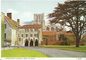 Hampshire Postcard - Winchester Cathedral from The South   AB1407