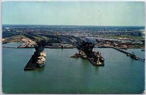 VINTAGE POSTCARD AERIAL VIEW OF NEWPORT NEWS VIRGINIA MARKED 1968