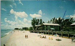 Vero Beach, Florida - Stay at the Driftwood Inn - in 1972