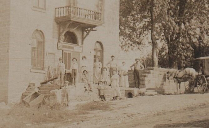 Waubeek IOWA RPPC c1910 GENERAL STORE Crowd nr Anamosa Central City Marion IA KB