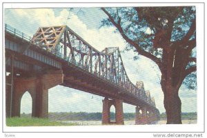 The Mississippi River Bridge, Baton Rouge,  Louisiana,  40-60s