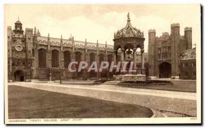 Postcard Old Cambridge Trinity College Great Court