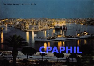 Modern Postcard The Grand Harbor Yal ietta, Malta Boat