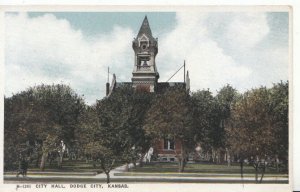 America Postcard - City Hall - Dodge City - Kansas - Ref 3435A