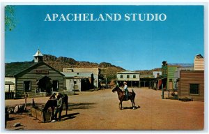 APACHE JUNCTION, AZ ~ Movie Set APACHELAND STUDIOc1950s Pinal County Postcard 