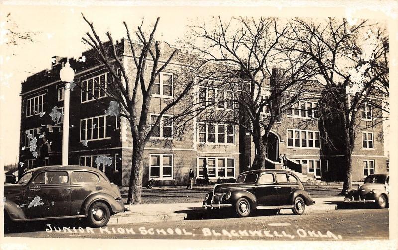 Blackwell Oklahoma~Junior High School~Ladies on Steps~Boys in Yard~40s Cars~RPPC